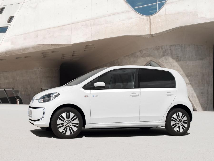  Volkswagen e-up! 2013 года  (фото 20 из 45)